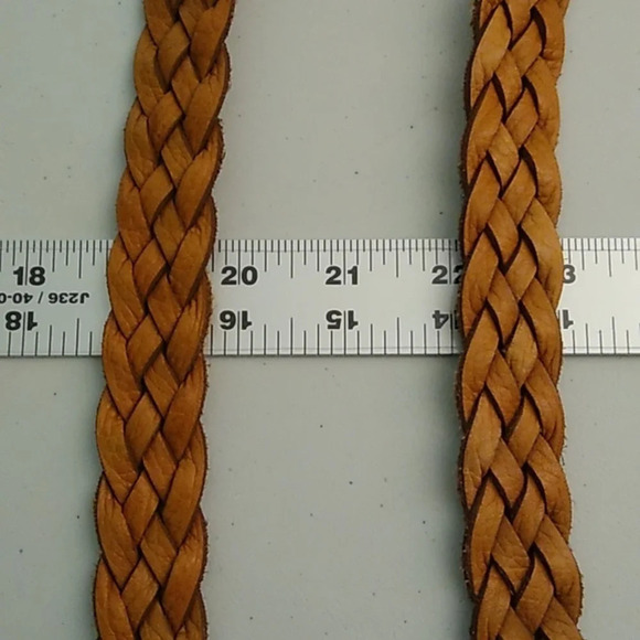 CARMEL BROWN, GENUINE WOVEN LEATHER, WITH HEAVY SILVER BUCKLE & TIP - Picture 2 of 7